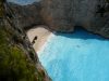 spiaggia-navagio-a-zante-grecia-200-metri