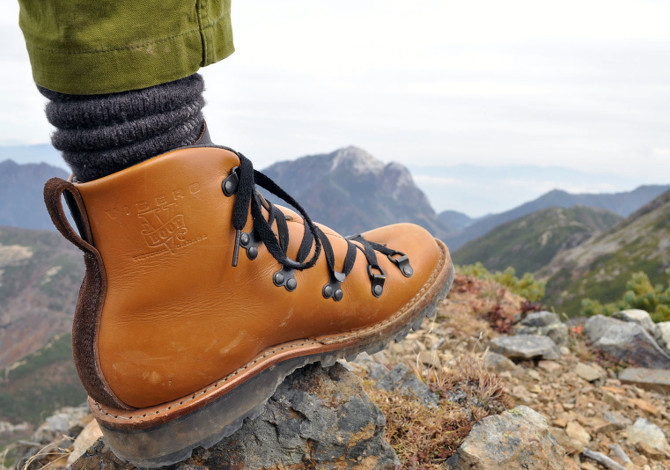 scarpe da trekking montagna