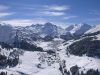 lech-am-arlberg-un-piccolissimo-paesino-nel-cuore-delle-alpi-del-vorarlberg-che-in-inverno-si-trasforma-in-un-carosello-di-piste-che-ruotano-attorno-al-caratteristico-centro-storico-con-le-tipiche-casette-in-legno-e-tutto-il-folklore-architettonico