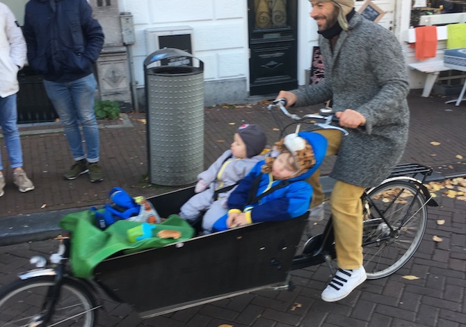 amsterdam-children-what-to-do-bike