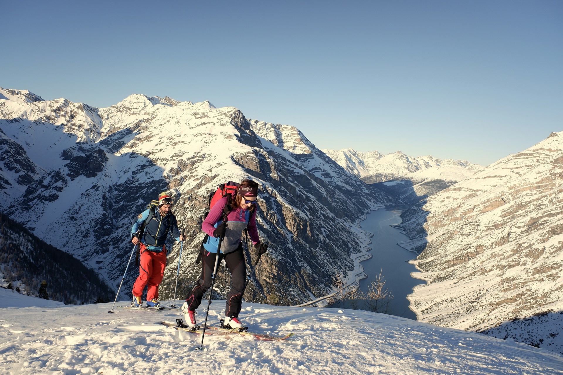 Scarponi da scialpinismo: la guida alla scelta per non sbagliare