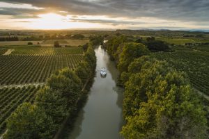 Pasqua e ponti di Primavera in houseboat lungo fiumi e canali di Francia e Italia