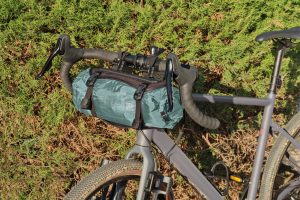 Per il tuo bikepacking è ora di una tenda ultraleggera: Ferrino Piuma o Blow