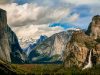 yosemite-famoso-per-le-sue-imponenti-formazioni-rocciose-e-paesaggi-mozzafiato