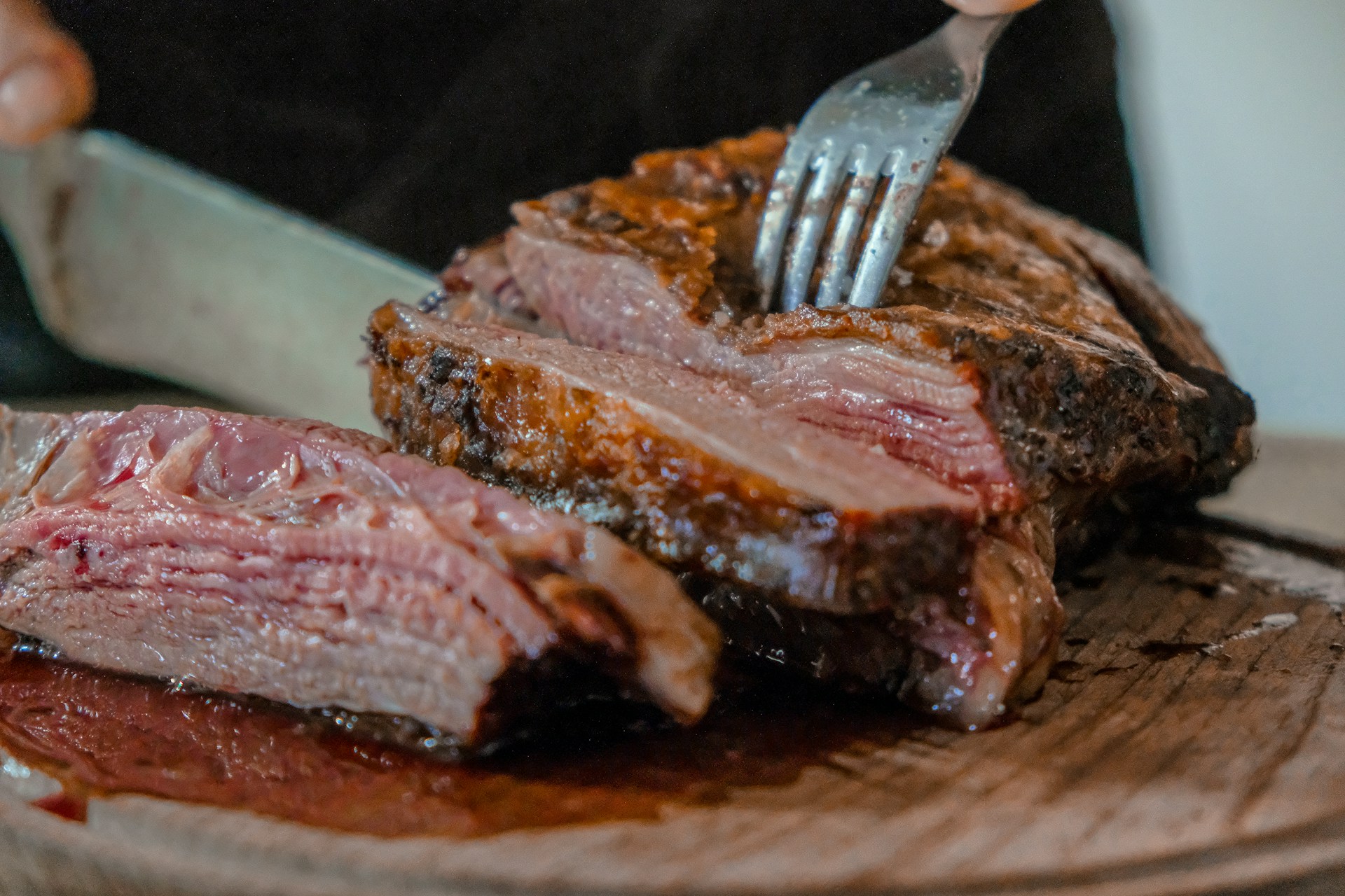 Mangiare carne ogni giorno: ecco cosa succede al tuo corpo