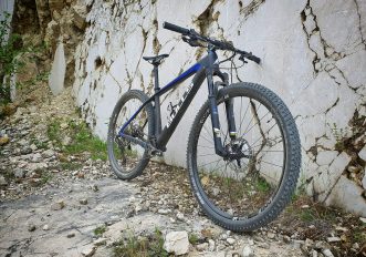 Perché il manubrio flat delle MTB è oggettivamente meglio