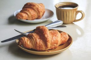 Colazione da re e cena da poveri: il segreto per stare bene