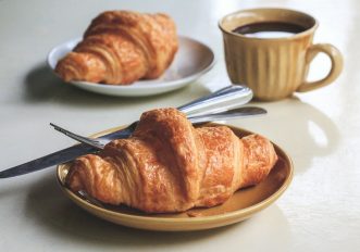 Colazione da re e cena da poveri: il segreto per stare bene