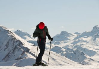 Probabilmente non sai cos'è il “pollice dello sciatore”