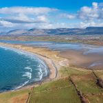 10 spiagge sulla Wild Atlantic Way per scoprire le baie più belle del selvaggio ovest irlandese