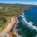 10 spiagge sulla Wild Atlantic Way per scoprire le baie più belle del selvaggio ovest irlandese